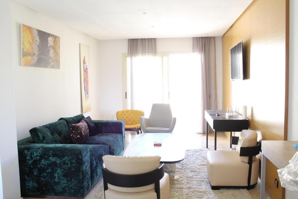 Appt 22 Bloc G- Hicherraton Plage Residence Bella Vista, Bouznika Bay Skhirat Eksteriør billede